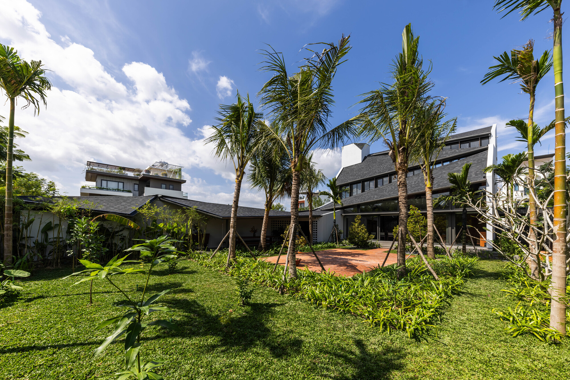 丨越南丨Nha Dan Architects-12