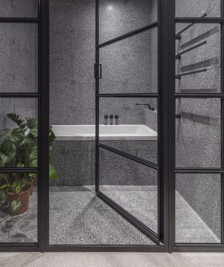 伦敦住宅的黄铜魅力-62