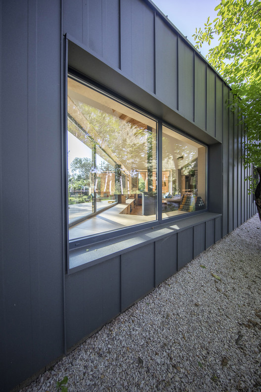 波兰村庄里的“石棺”别墅-32