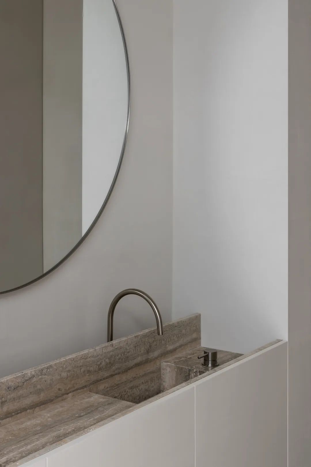 光与开放 · 艾玛·塞尔泽的极简之家丨澳大利亚墨尔本丨Selzer 设计工作室-40