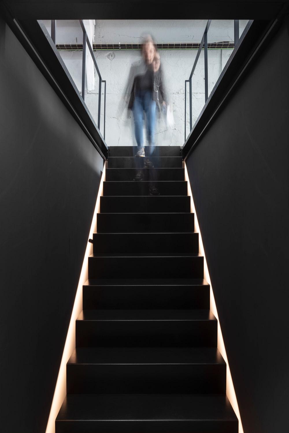 Isern & Associats旧工业厂房改造新办公室丨西班牙巴塞罗那-30