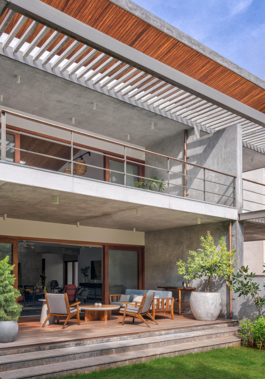 Race Course House / Khosla Associates-14