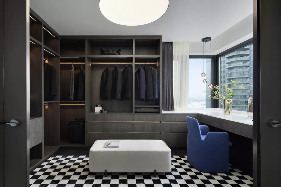 环游世界后的归宿 | 沪上轻奢雅灰美宅-52