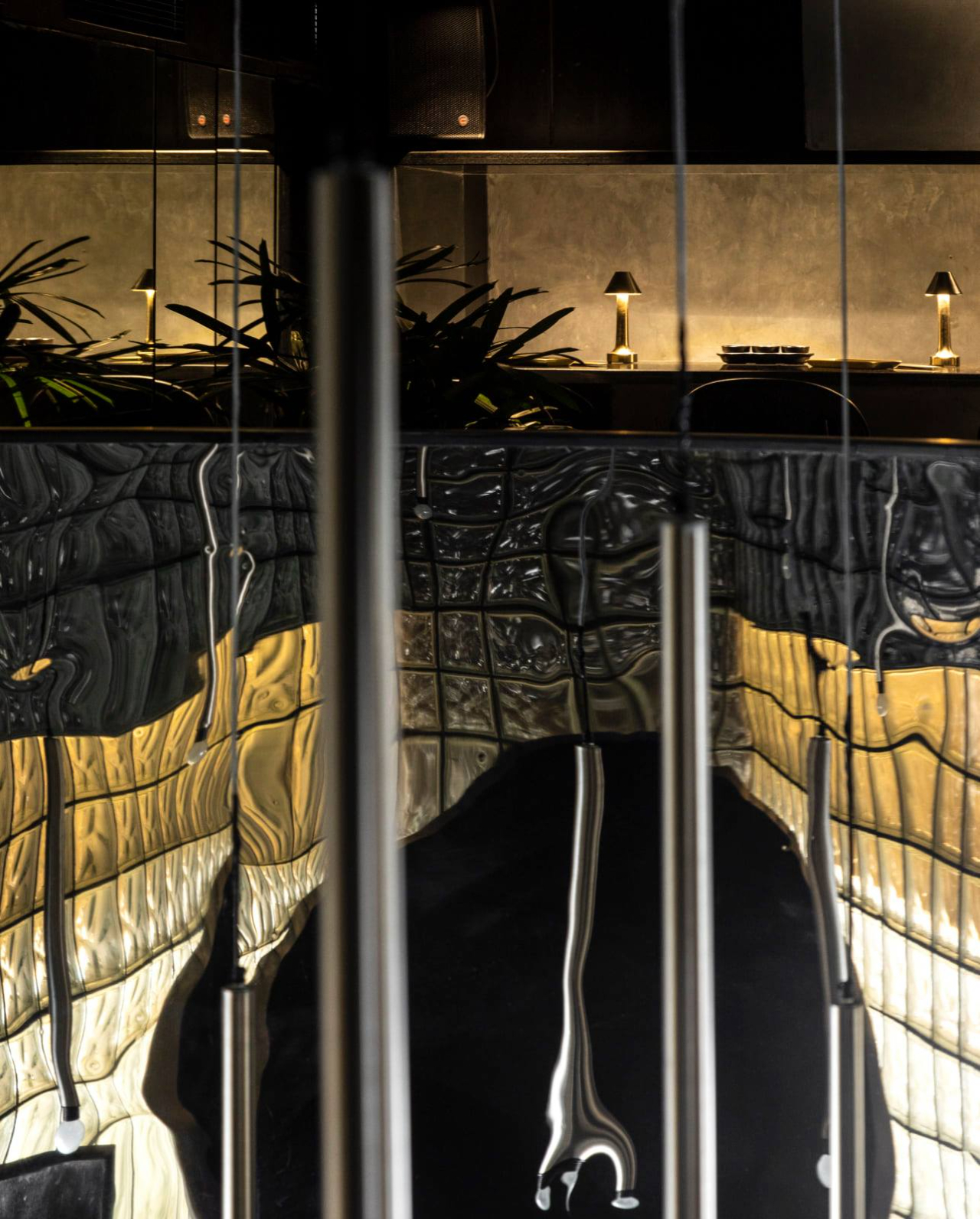 暗黑式混凝土结构鸡尾酒吧设计丨印度新德里丨RENESA ARCHITECTURE DESIGN-43