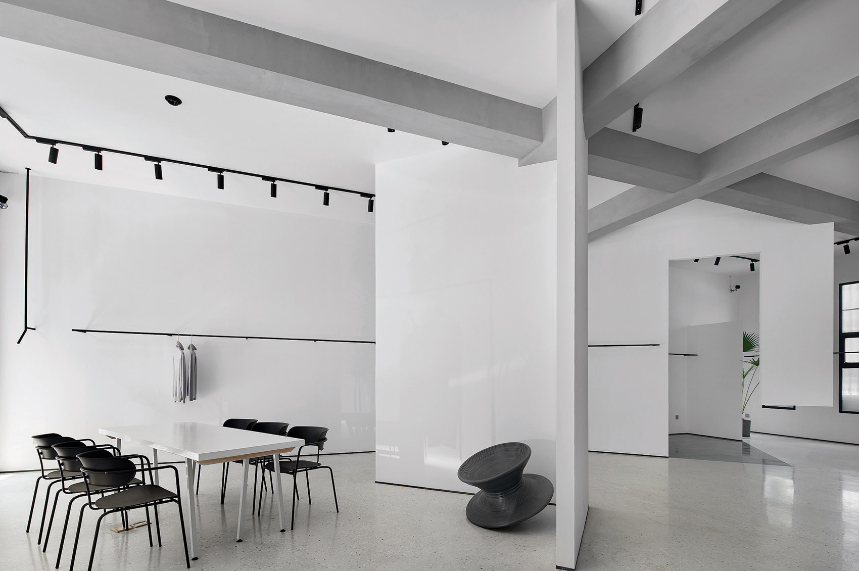 PHOENIXSIMPLE服装店，浙江 / 陌野室内设计工作室-22