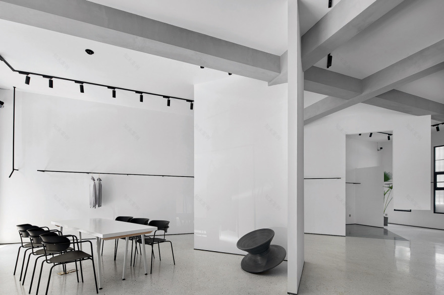 PHOENIXSIMPLE服装店,浙江 / 陌野室内设计工作室-22