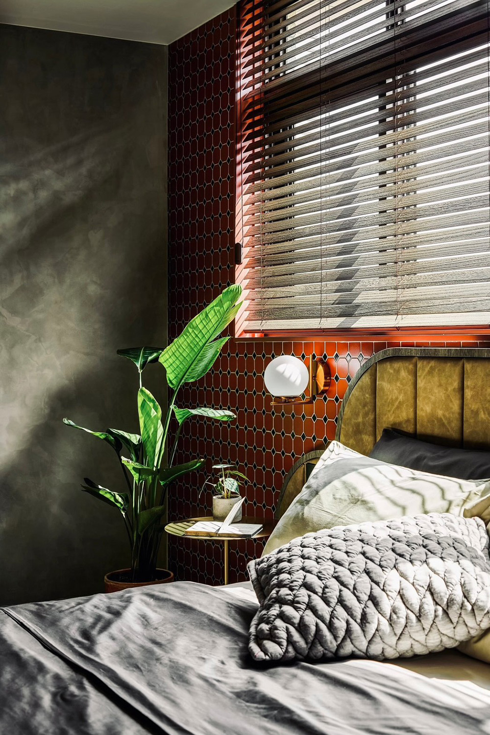 家装设计案例鉴赏——摩登复古感，玩味混搭经典美学-4