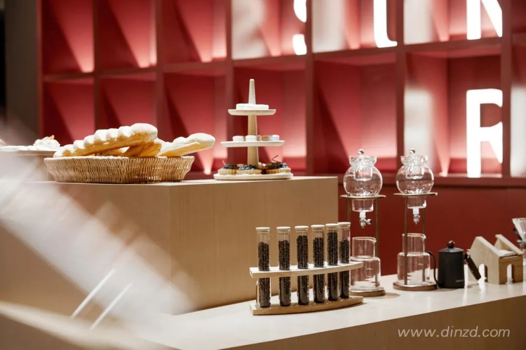 万科天地未来城 | 科幻艺术解构与融合的销售空间-50