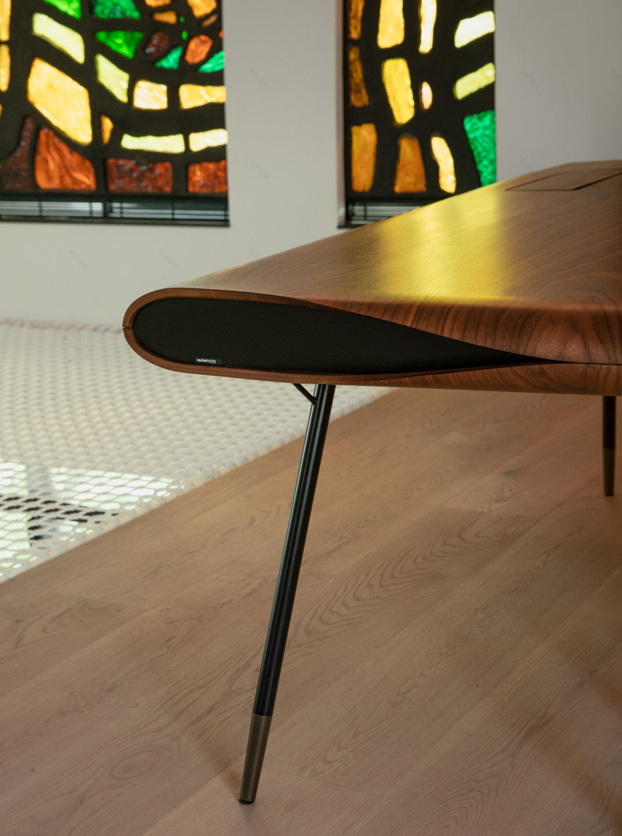 MRIIA 之家
注:由于MRIIA不是常见词汇,不清楚其确切含义,这里按照原文保留其形式进行翻译 丨乌克兰基辅丨MAKHNO Studio和Illia Tovstonog-150