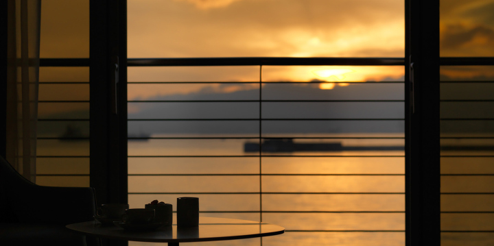 Sunborn Gibraltar直布罗陀游艇酒店设计-5