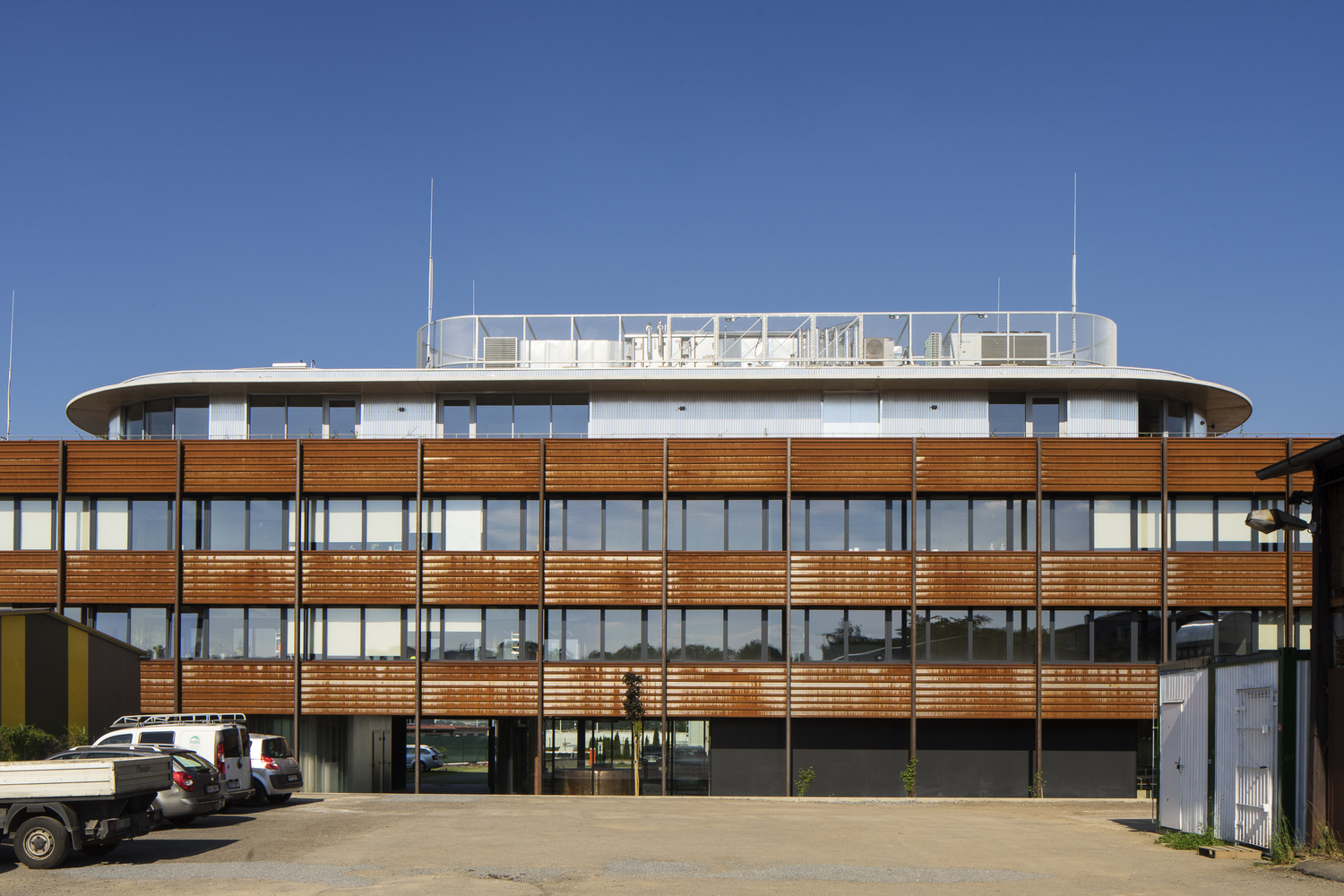 捷克 POHL 总部丨Rusina Frei Architekti-8