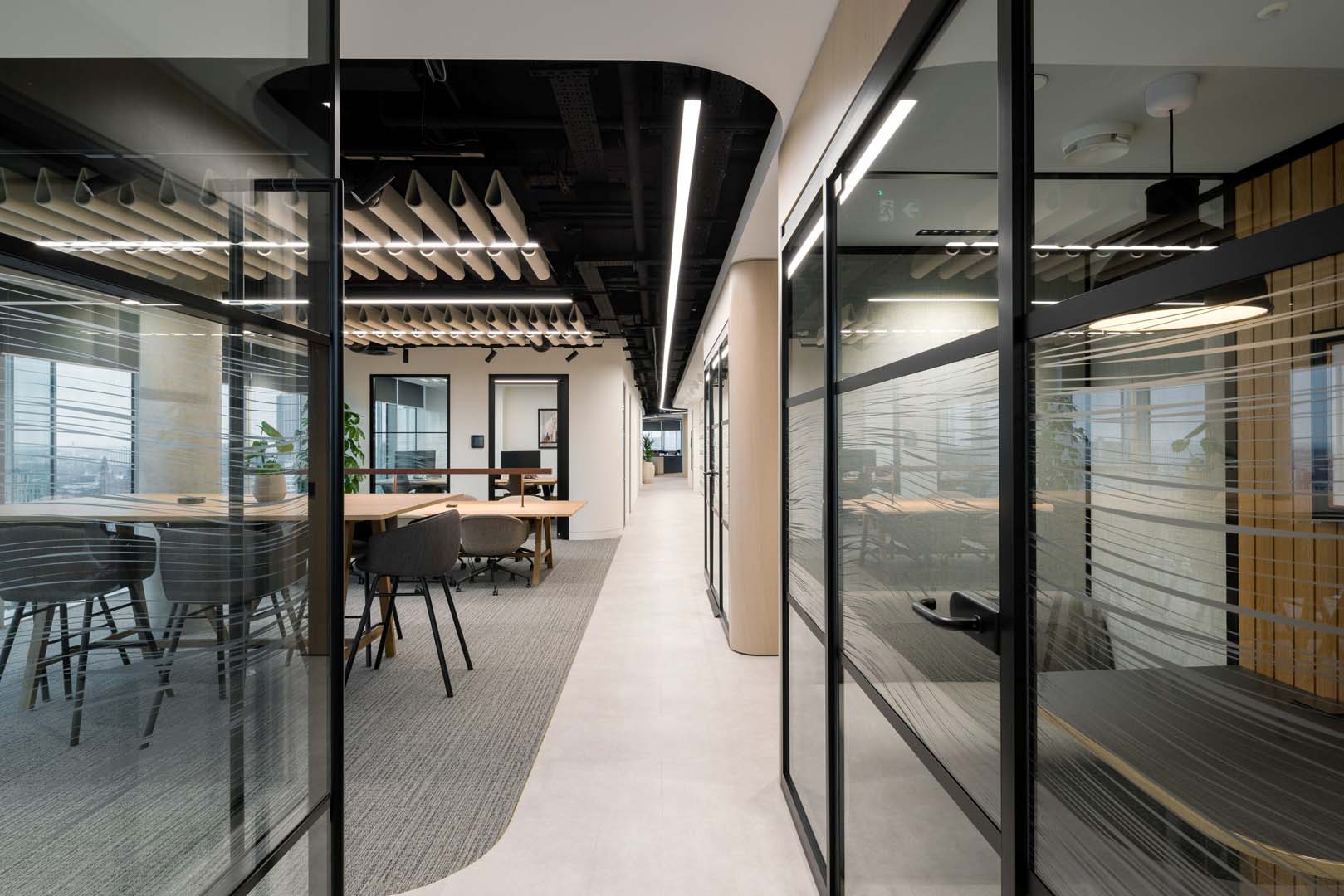 丨英国曼彻斯特丨SpaceInvader-16