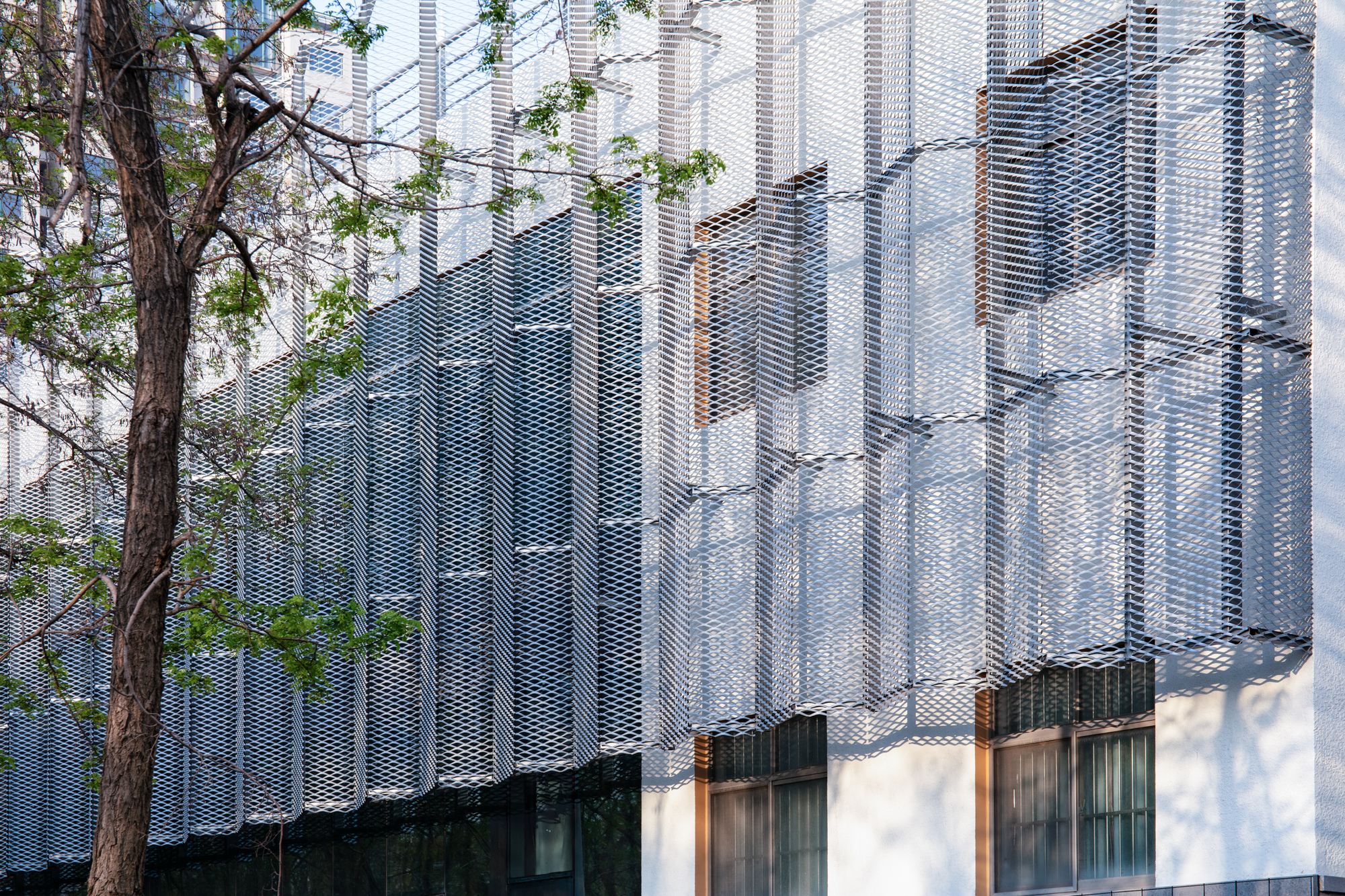 Renovation of the Headquaters of Yantai Marine Economic Innovation Zone / SHUISHI-37