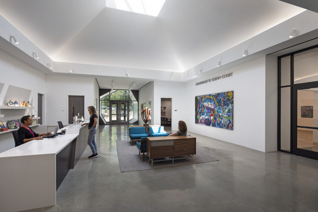 CSU Long Beach Carolyn Campagna Kleefeld Contemporary Art Museum - Perkins Eastman-3