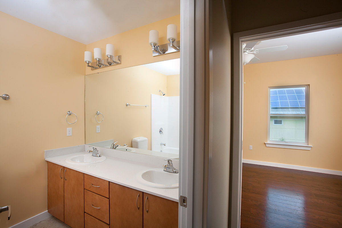 布拉德·皮特“让它正确”基金会首个弗兰克·盖里住宅丨美国丨弗兰克·盖里及盖里伙伴公司-9