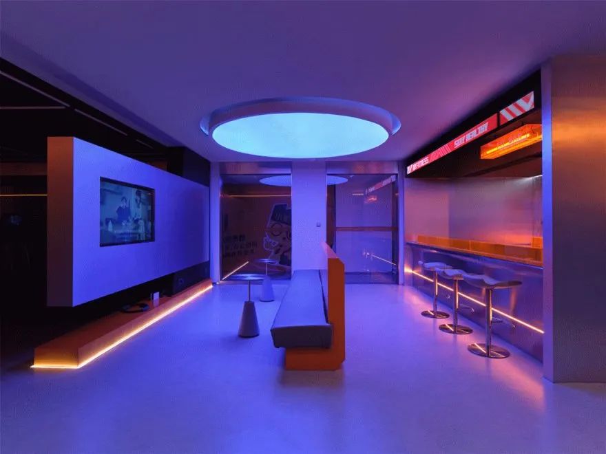 101 FITNESS 橙色活力健身房丨吴文汉-52