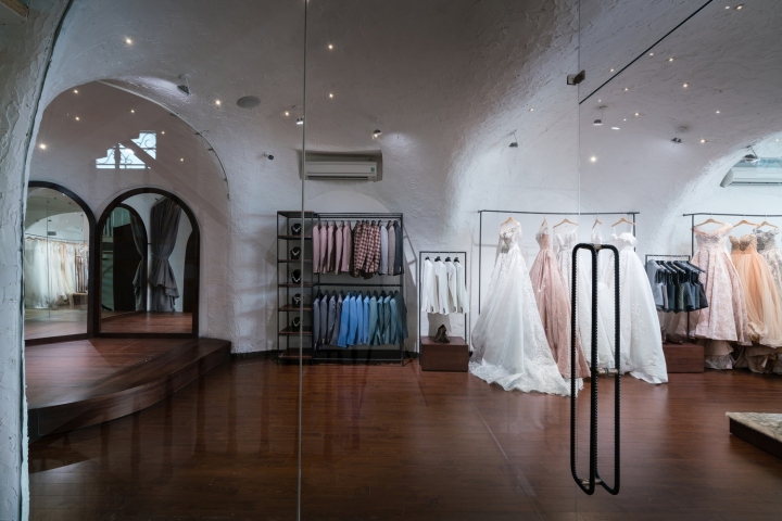 越南胡志明市婚庆大楼·曲线立面与室内星空设计-42