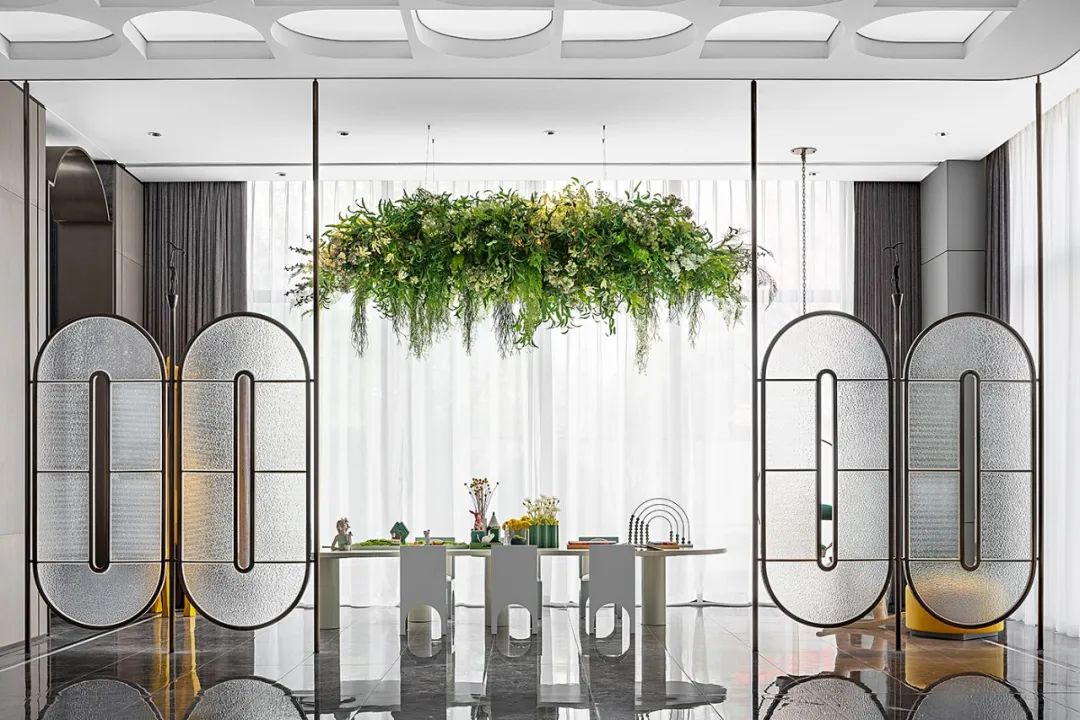 天津中梁·长风雅著售楼处 | 蝶舞花间的灵动空间-62