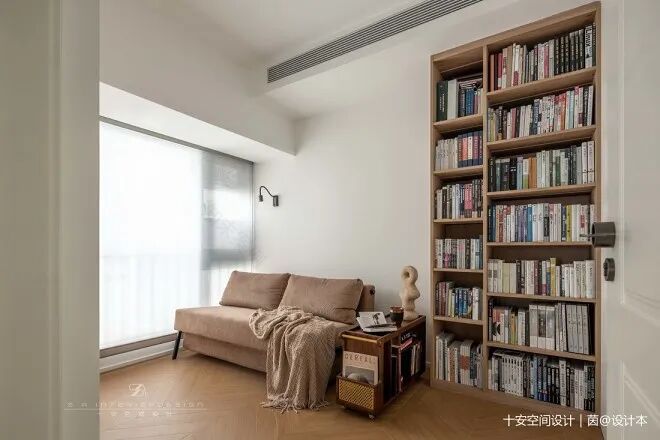 阳台打通做猫屋、套房式超大主卧,单身小哥的73㎡一人居酸哭我了-67