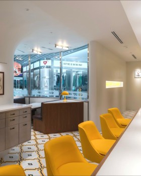 由万德沃（Wonderwall）打造的人类制造（HUMAN MADE）店铺丨泰国曼谷