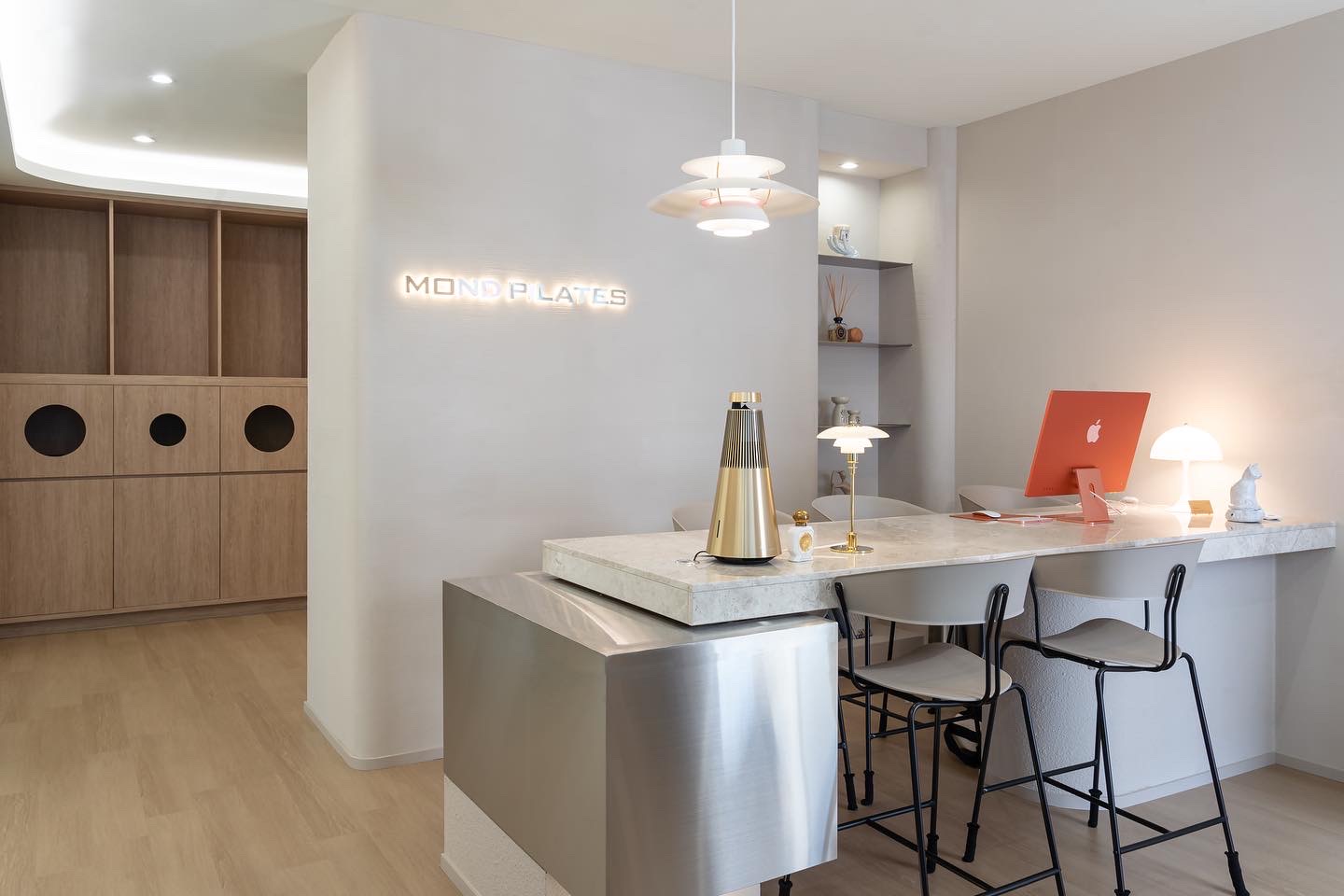 Monde Plastics 的 26 平米豪华内饰设计-2