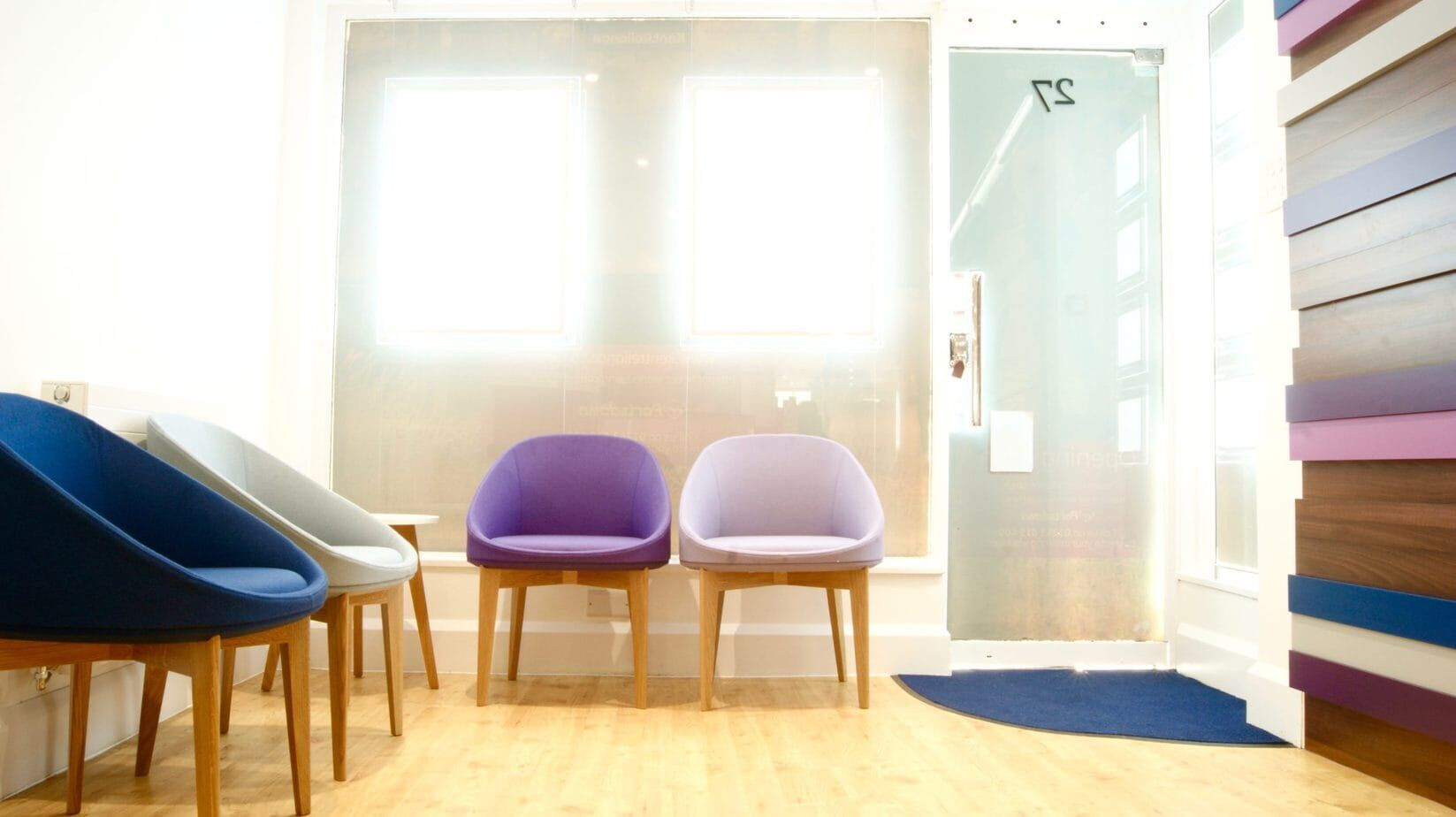 英国 Kent Reliance 银行旗舰店 · 150 年历史的精致翻新-26