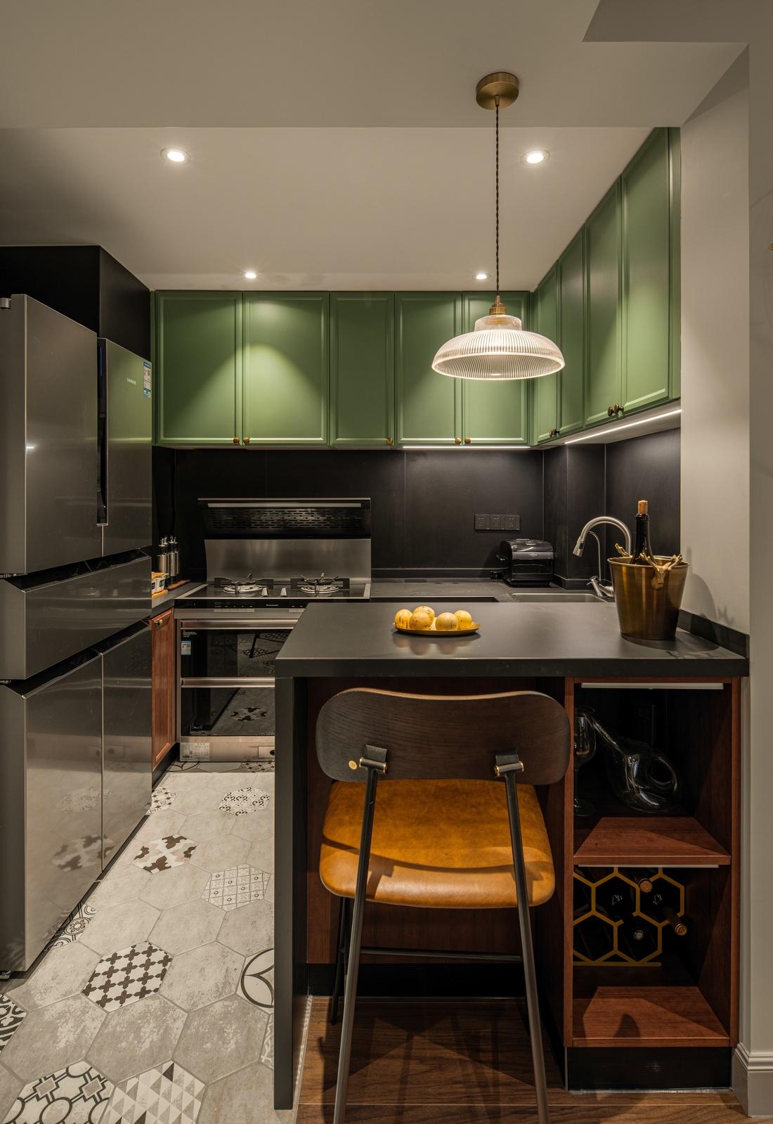 LDK 轻复古平层设计，浪漫与火热共存-34