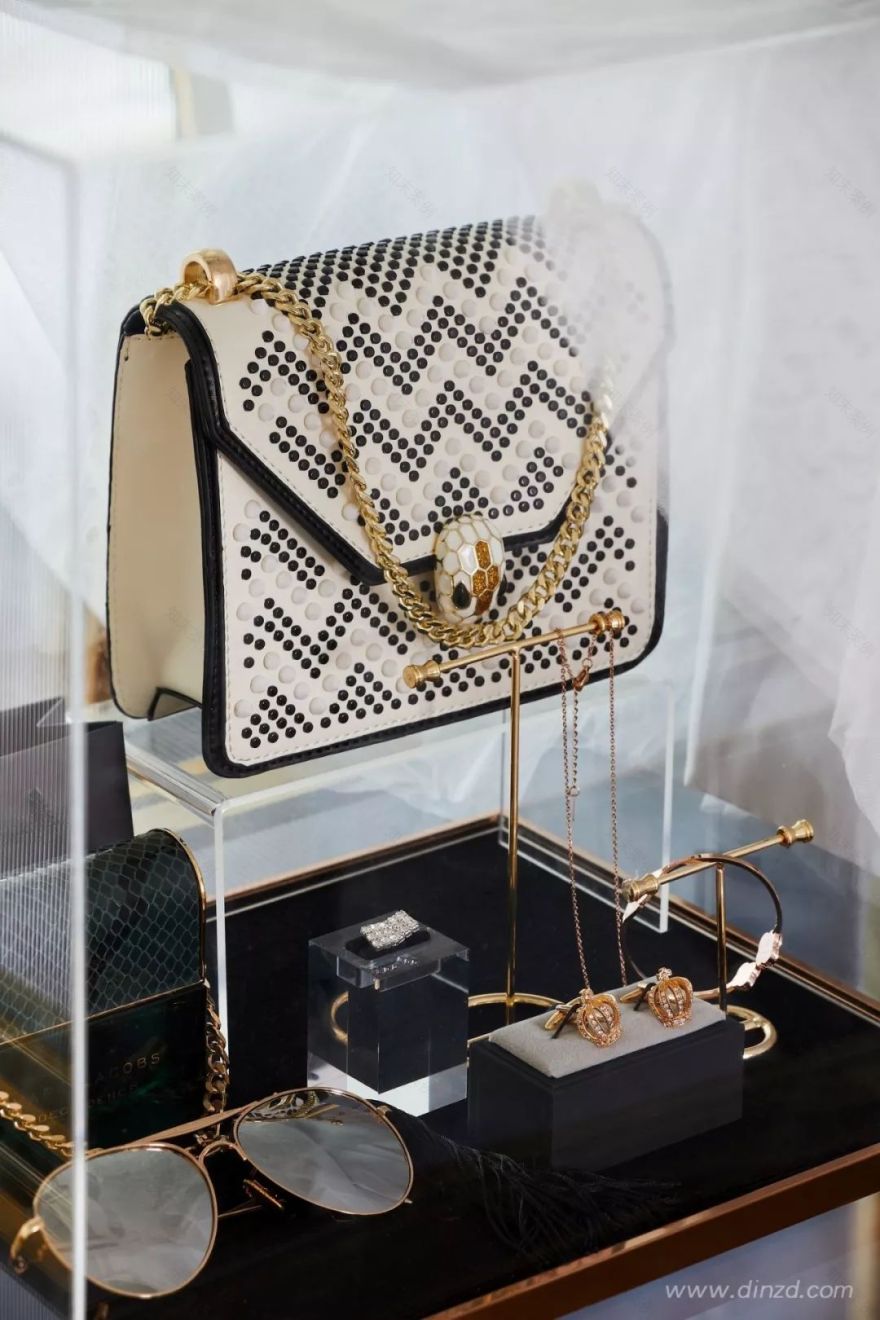 大华·徐州潘安湖首府洋房 | 摩登复古的金色空间-35