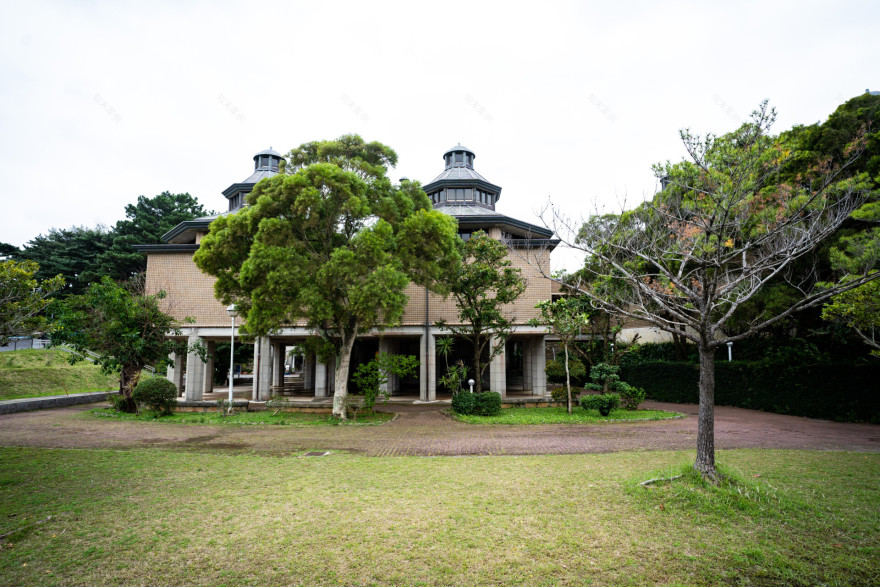 浦添市美術館丨建築家・内井昭蔵-7