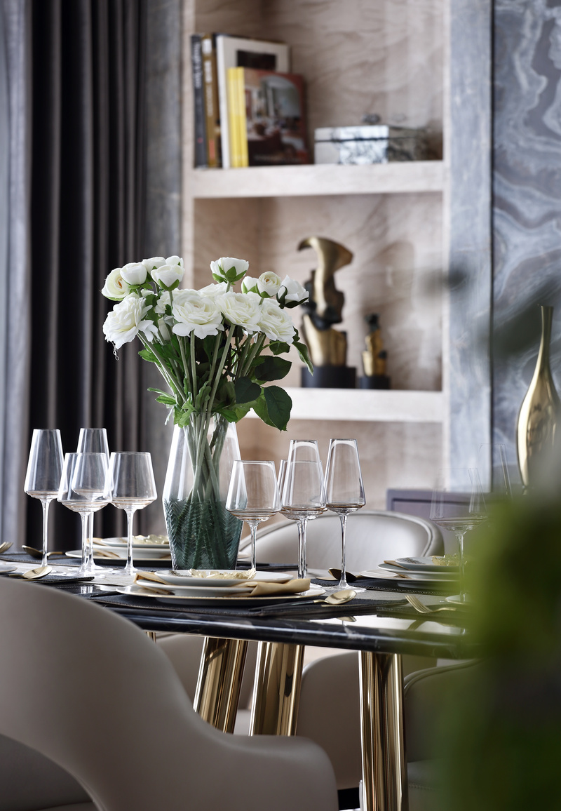 都市精英的轻奢生活空间设计-6