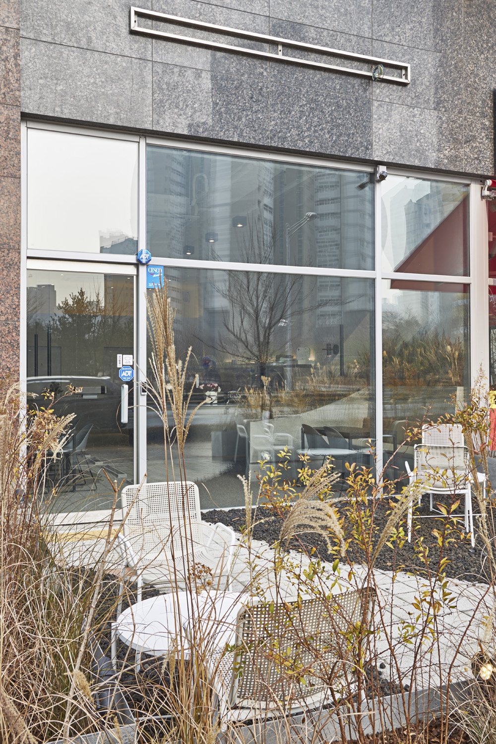 CAFE DOUDOU | 现代高级的 19 坪咖啡厅设计-20