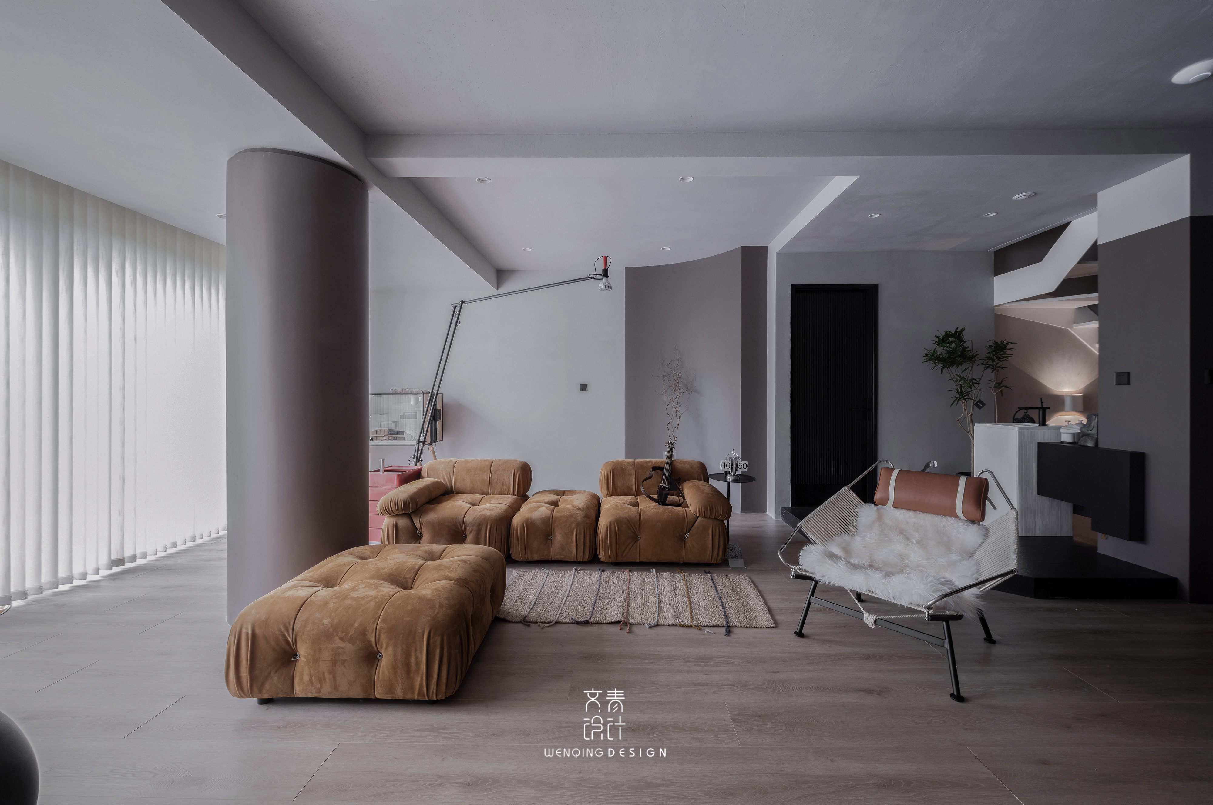 极简主义下的多彩地下室设计-38