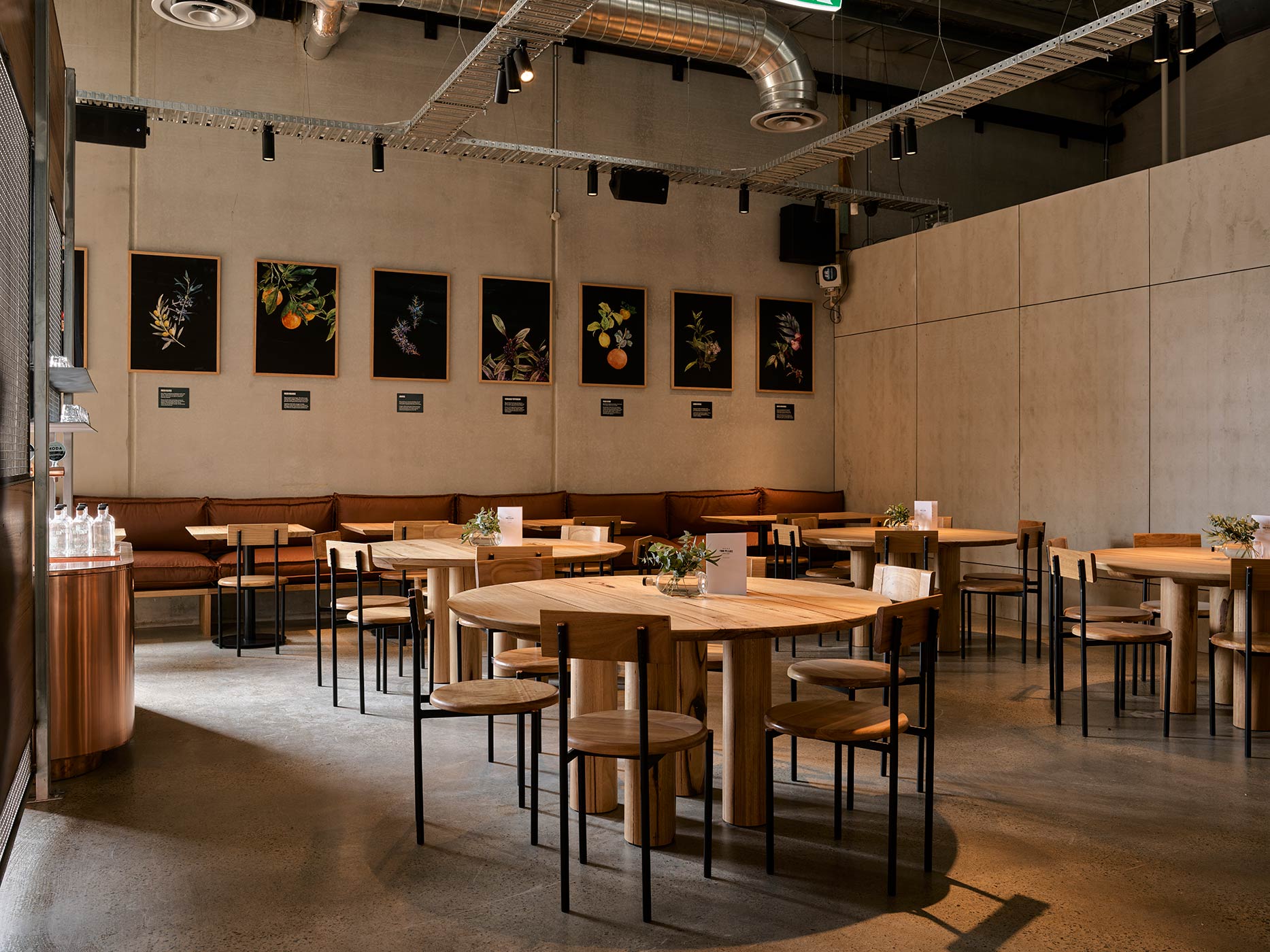 呼吸公司出品的四柱杜松子酒-5