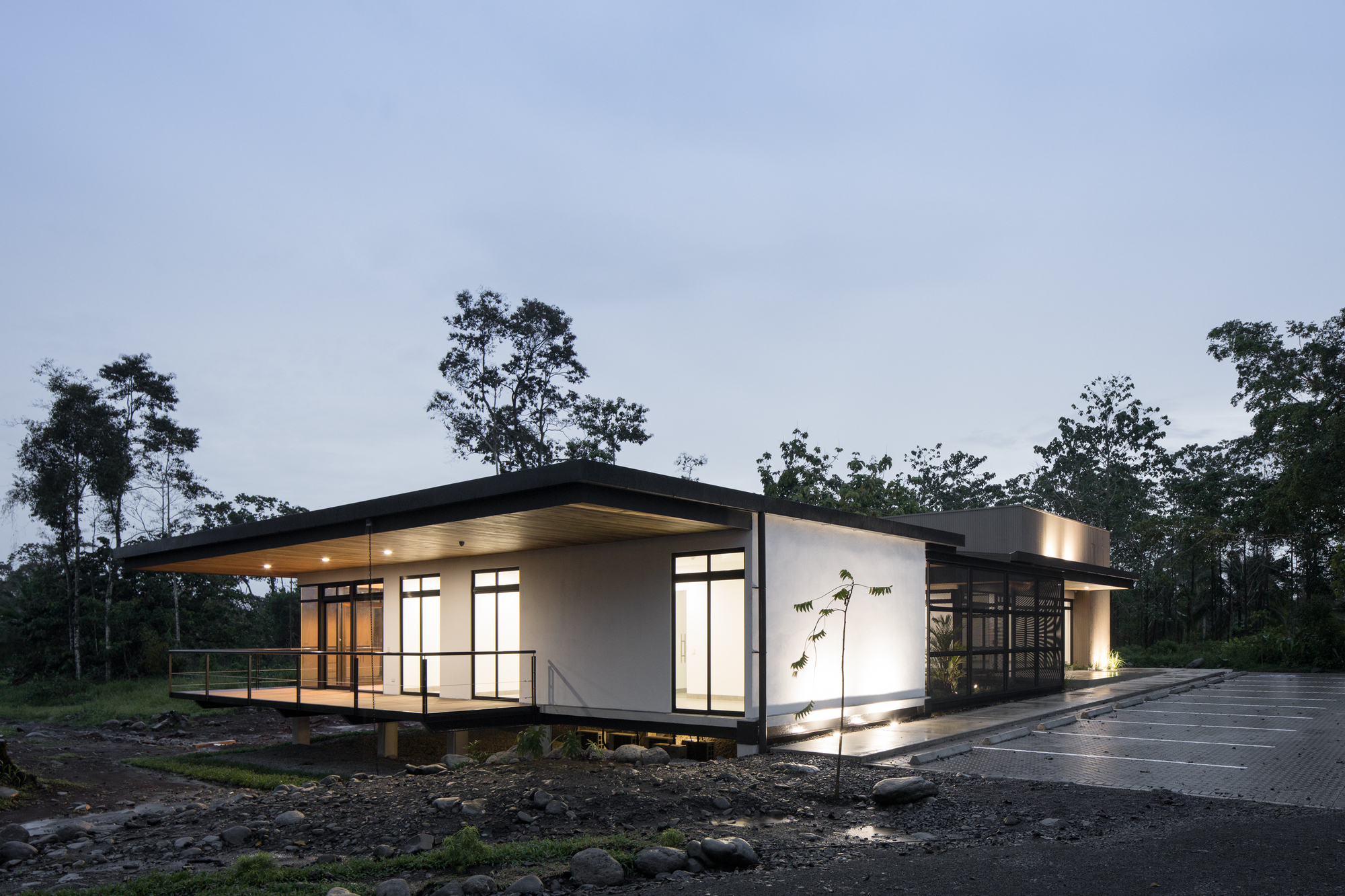 绿意盎然的自然之居 | 利蒙 UPL 运营中心设计-21