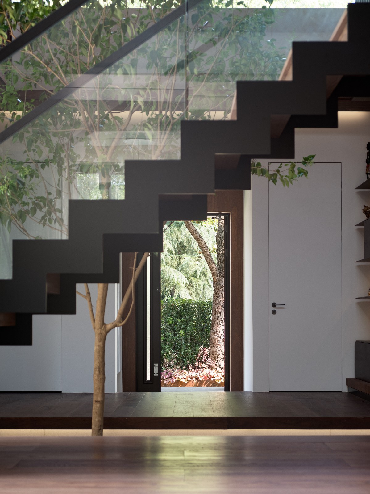 上海 376㎡树屋别墅 | VCDesign 融入自然，打造室内外一体化空间-25