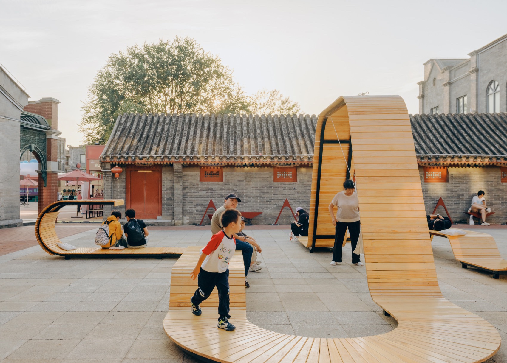 「一笔烟火」与「一圈京味」装置丨中国北京丨清华大学建筑学院韦诗誉,朱宁团队-17