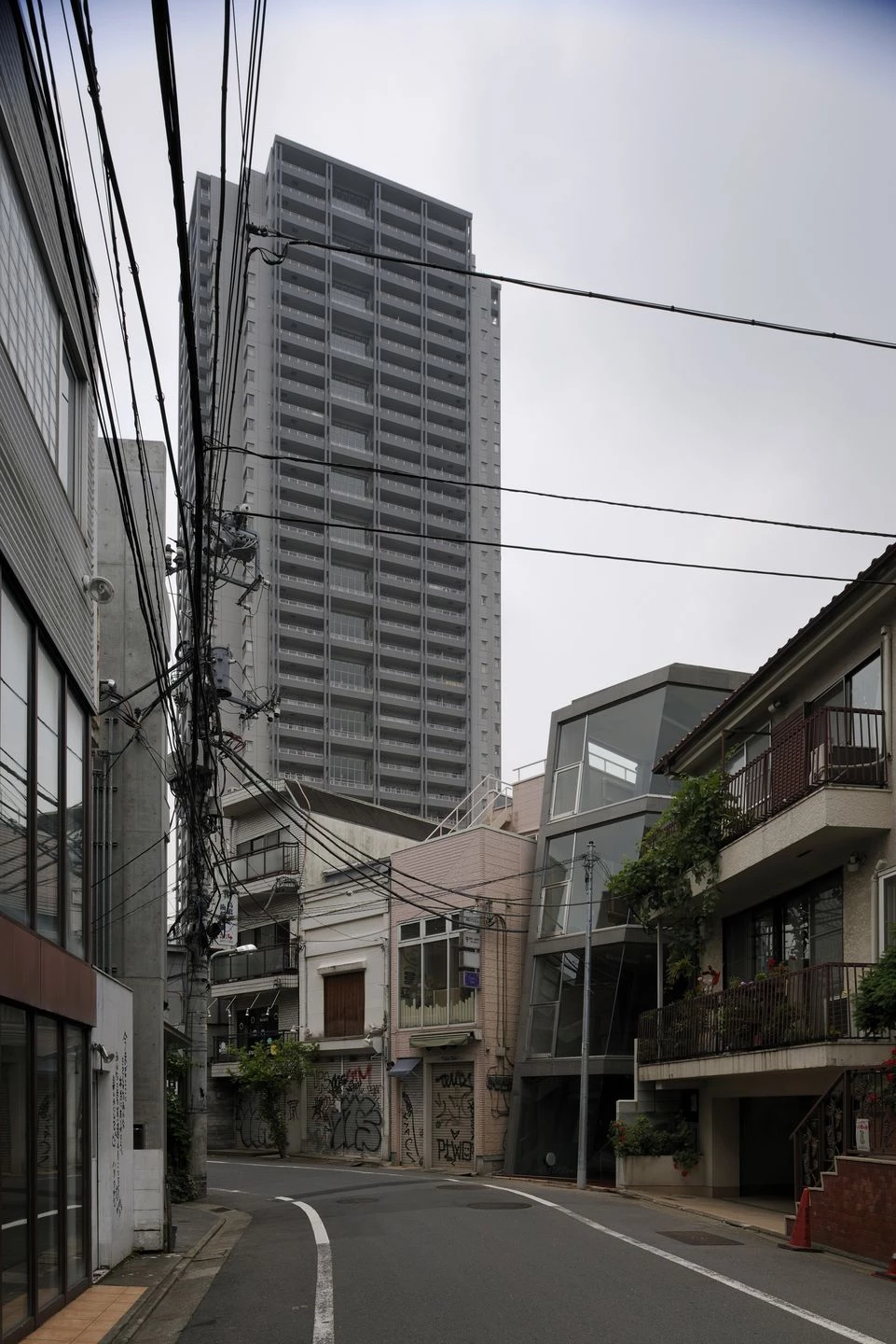 东京涩谷的"小巷惊喜" · DST 建筑设计欣赏-6