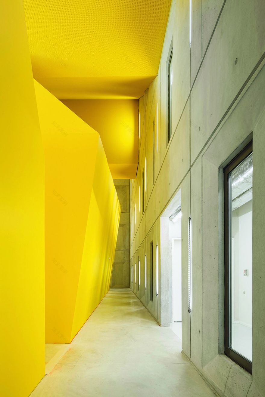 法国布列塔尼工程学院-37