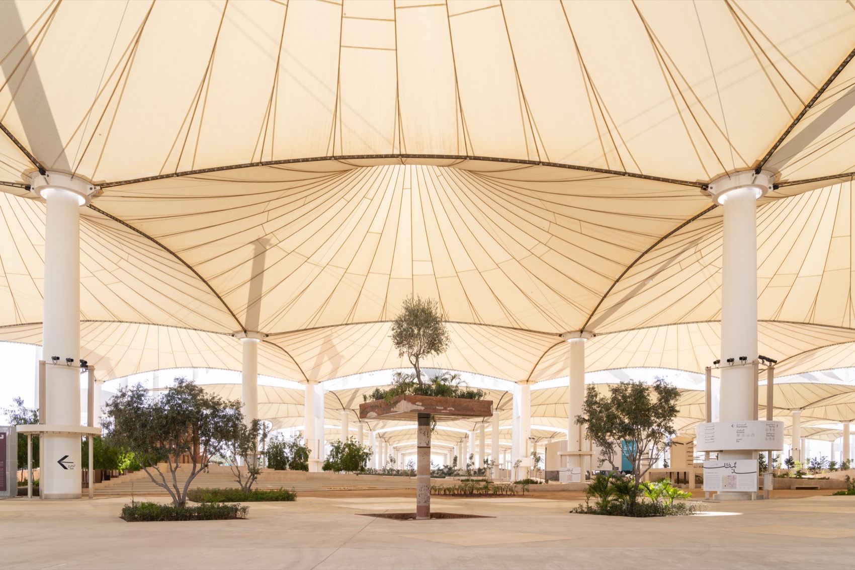 2025伊斯兰艺术双年展“其间的一切”丨沙特阿拉伯吉达丨国际知名建筑事务所OMA-18