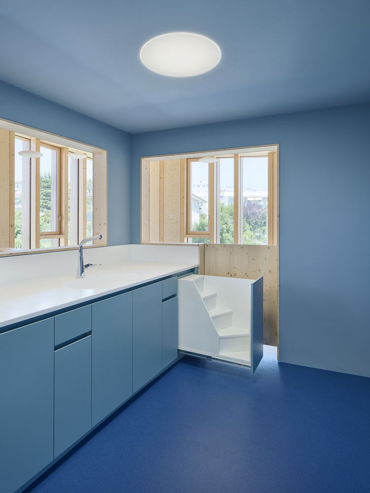 瑞士瑞纳斯幼儿园丨Atelier Pulver Architectes-45