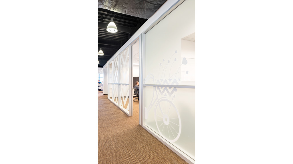 Gensler 助力 Shutterfly 打造情感共享的办公空间-7