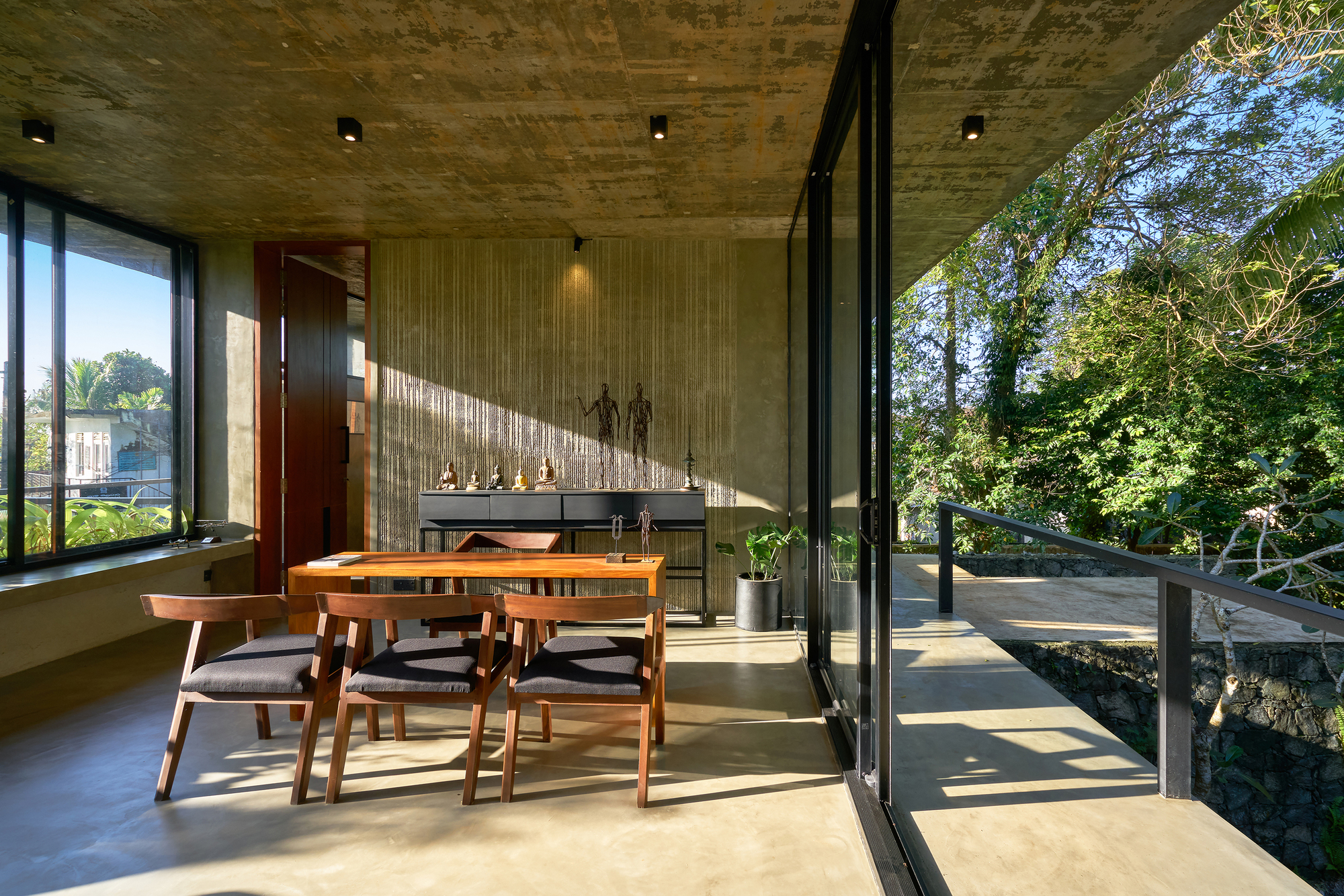 Path Art Studio and Personalized Residence / Dishna Thilanka Architects-20