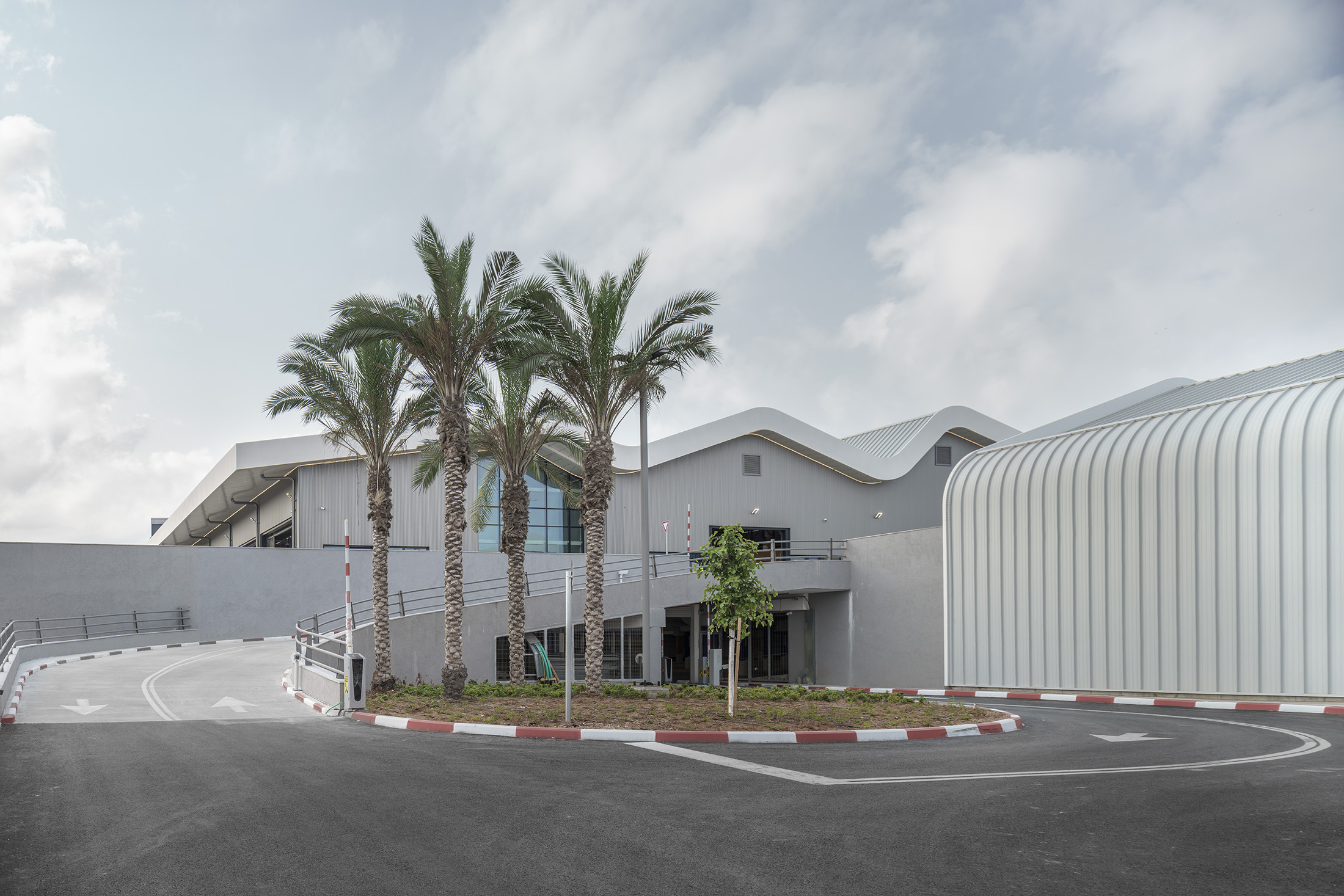 卡拉索汽车服务公司-17