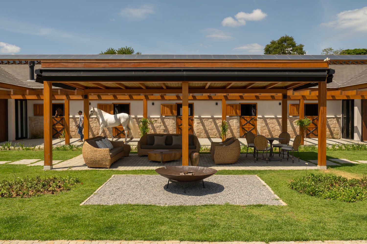 巴西 Haras DOM 马术的家庭提供服务站丨佩尔·卡瓦利·阿尔奎特图拉-15