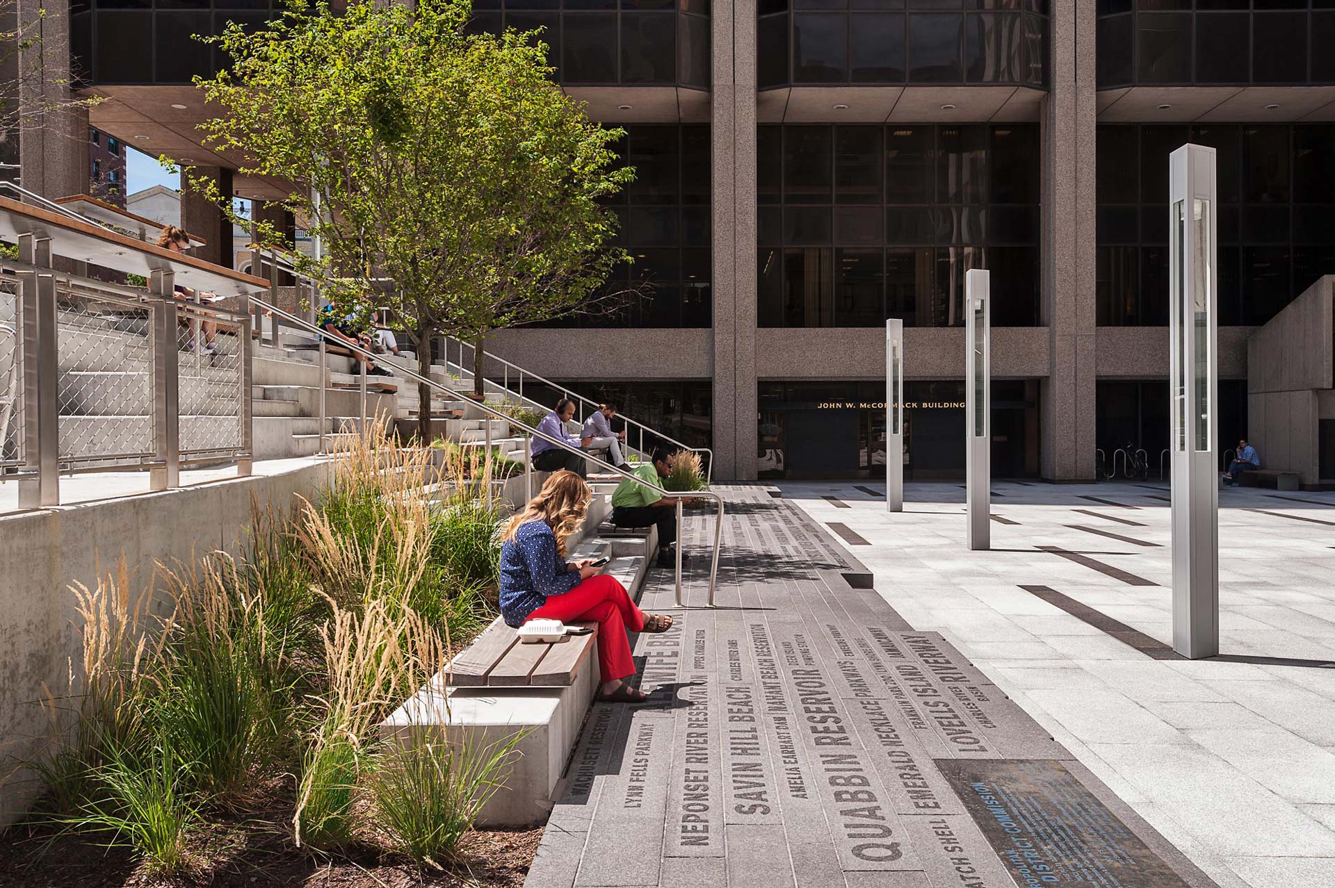 萨福克大学 Roemer Plaza-13