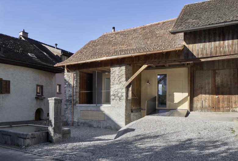 atelier-f architekten丨Wohnen im Stall丨瑞士-0