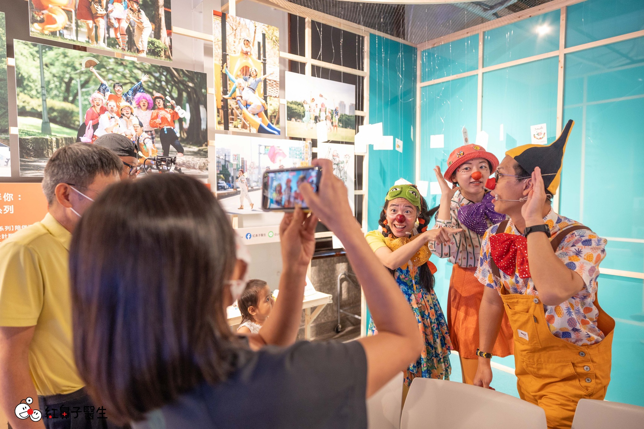 红鼻子医生《小丑医生的一天》展场制作设计丨山峸-5