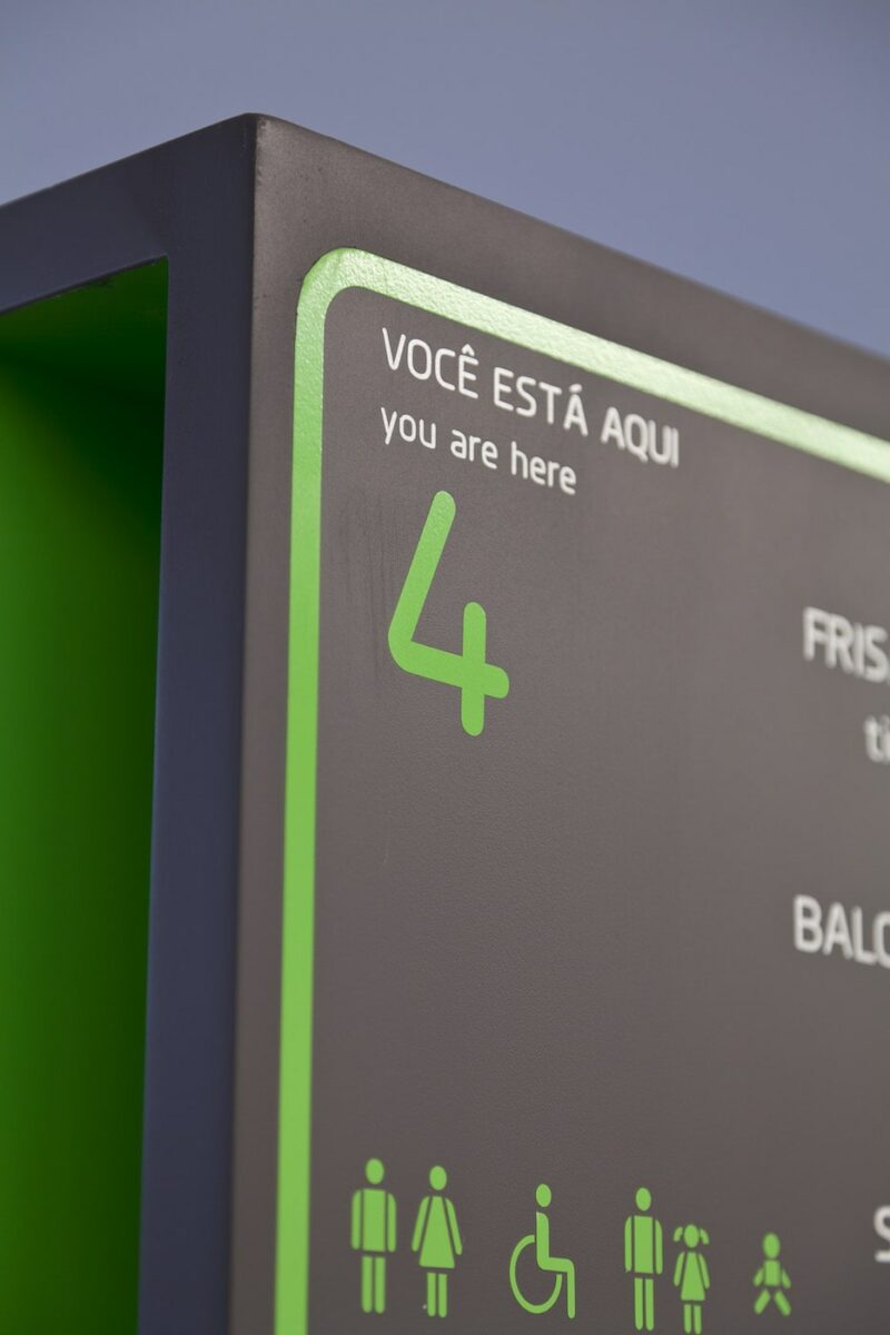 Teatro Feevale - /STUDIOMDA - Wayfinding Design-12