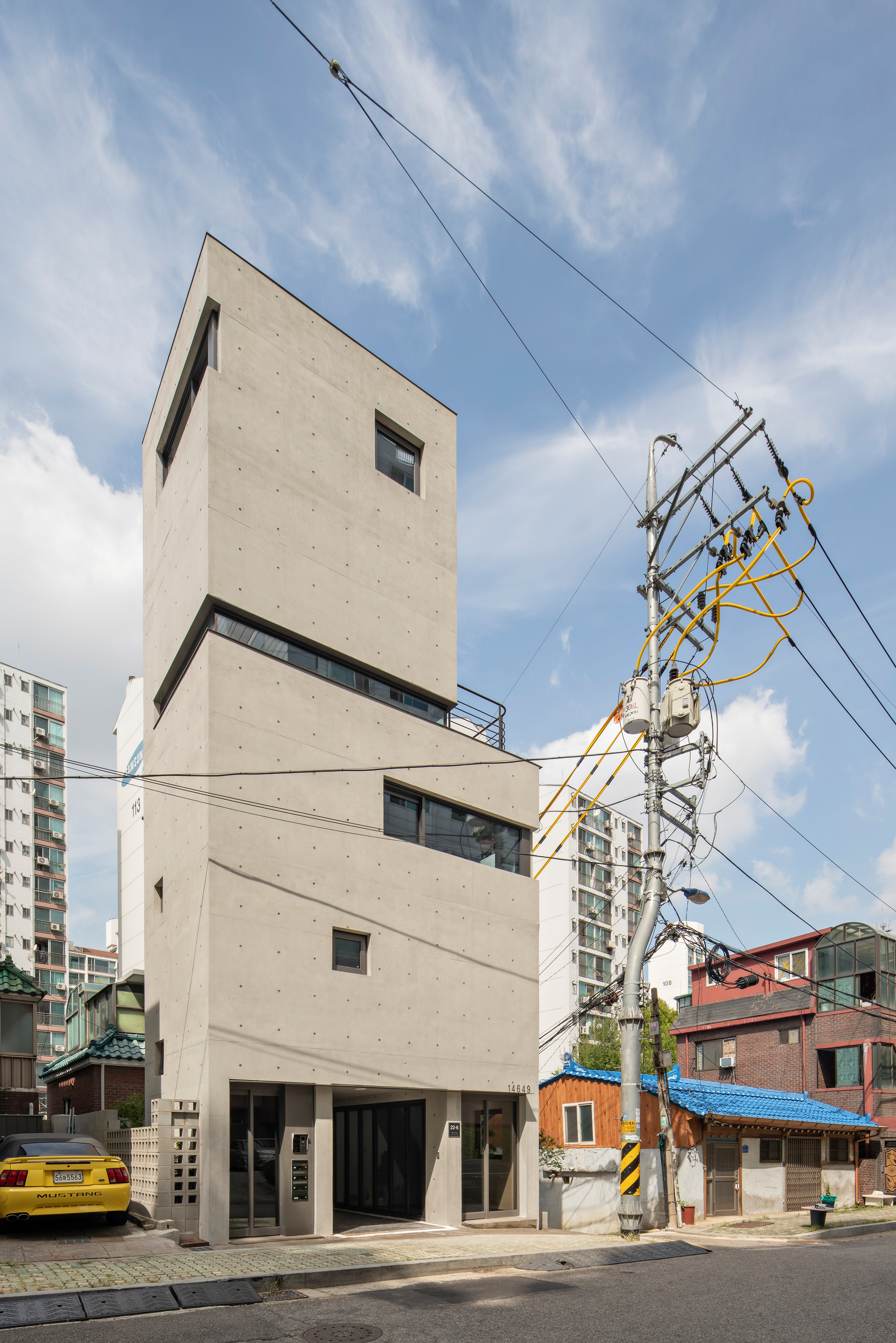 Micro Housing S / Architects H2L-10