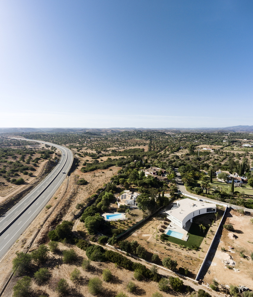 House in Alcalar  Vitor Vilhena Arquitectura-38